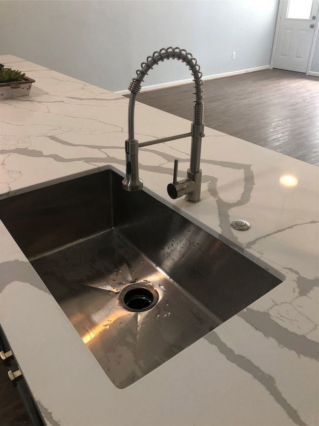 16430 Bougainvilla Ln, Friendswood, TX 77546 - photo 5