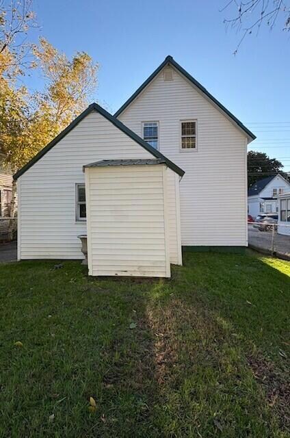 41 North Ave, Sanford, ME 04073 - photo 3