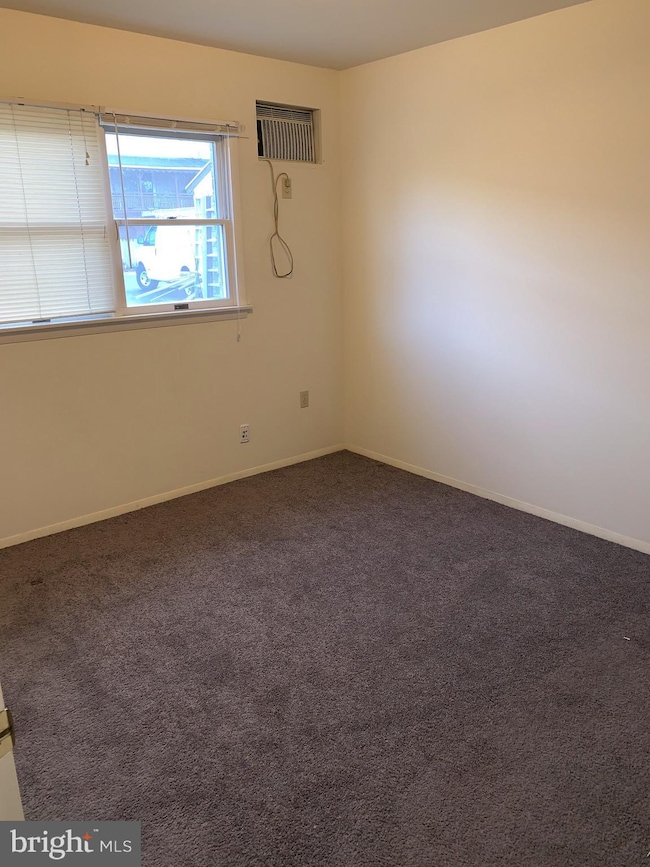 956 E Maple St unit B, Palmyra, PA 17078 - photo 6