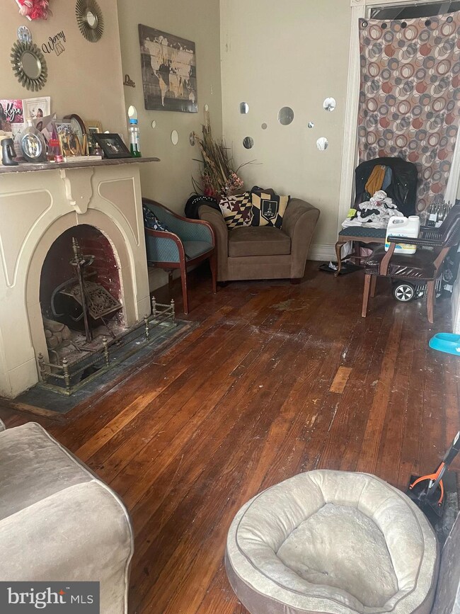 1212 Myrtle Ave, Baltimore, MD 21217 - photo 2