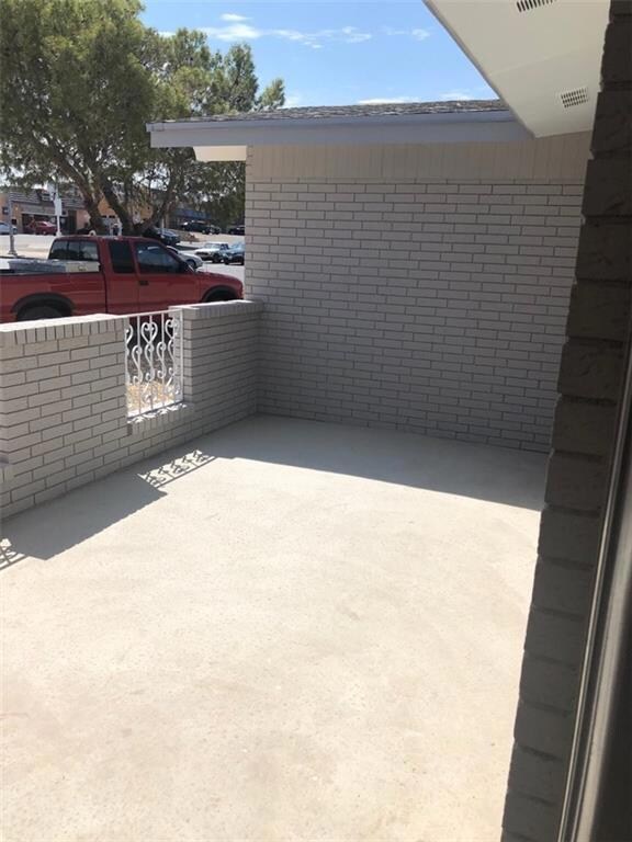 1601 Lomaland Dr, El Paso, TX 79935 - photo 4