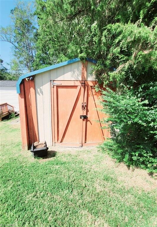 249 Hoover Hill Rd, Asheboro, NC 27205 - photo 4