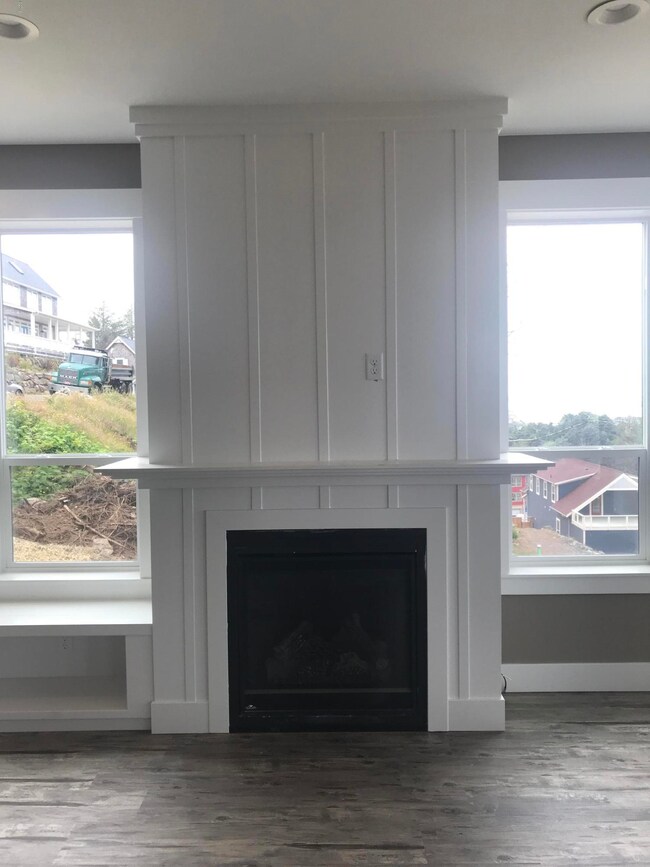 2363 SW Driftwood Ln, Lincoln City, OR 97367 - photo 4