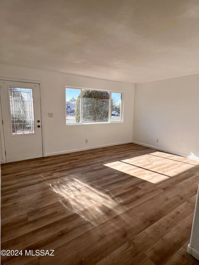 6801 E Nelson Dr, Tucson, AZ 85730 - photo 4