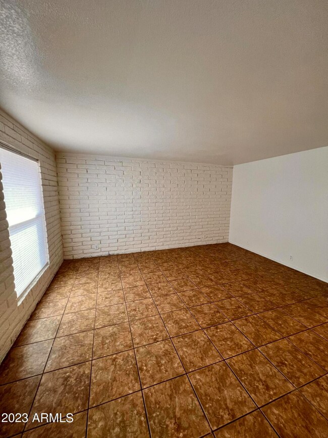 2333 W Glenrosa Ave unit 107, Phoenix, AZ 85015 - photo 6