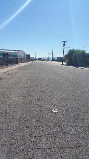 6045 N 56th Ave unit 5, Glen Dale, AZ 85301 - photo 3