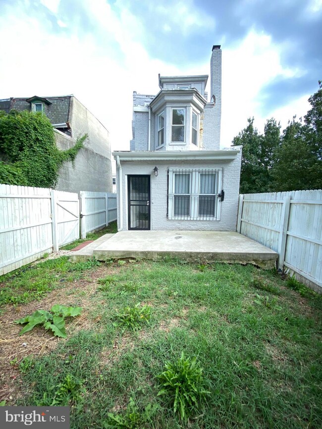 339 E Armat St, Philadelphia, PA 19144 - photo 5