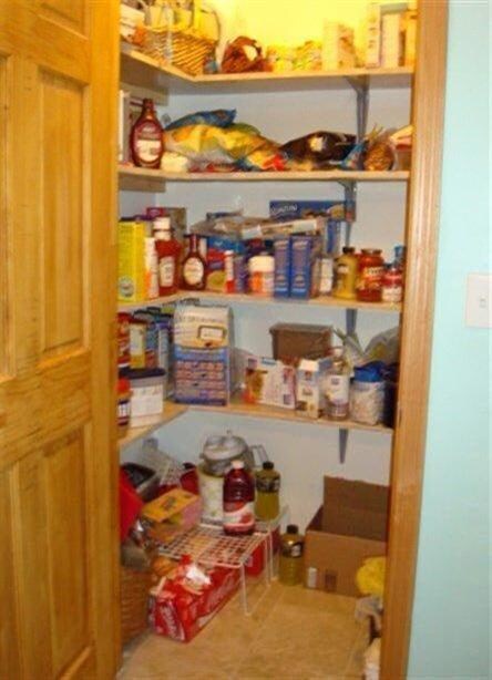 Walk-in pantry!