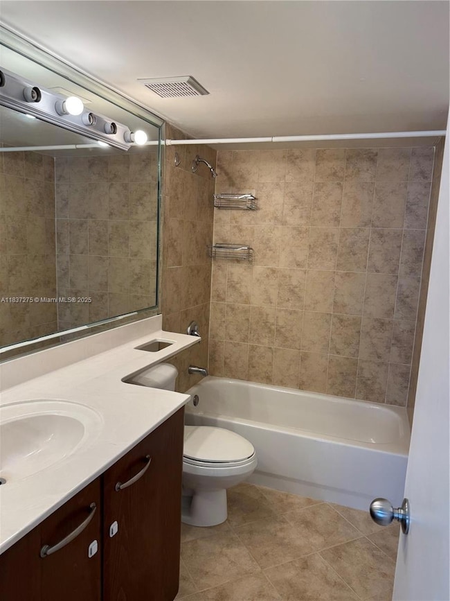 18240 Mediterranean Blvd unit 5-11, Hialeah, FL 33015 - photo 5