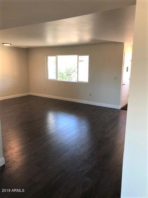 Double paned window in LR