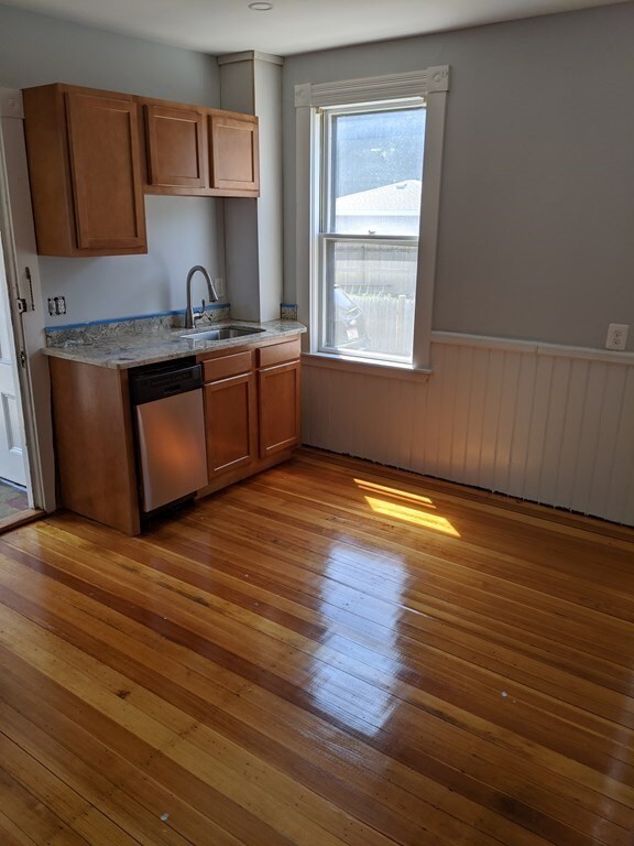 240 Washington St unit 1, Peabody, MA 01960 - photo 3