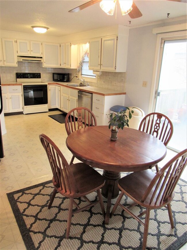 56 Crosby St, Milford, NH 03055 - photo 2