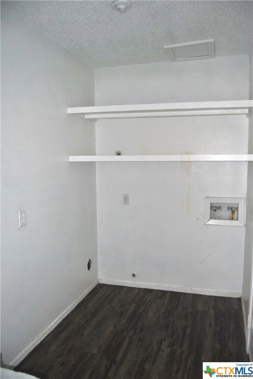 963 E Humphreys St unit B, Seguin, TX 78155 - photo 6