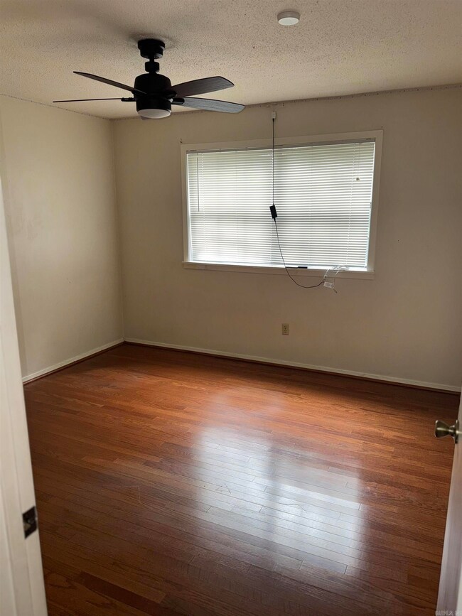 1605 W Cedar St, El Dorado, AR 71730 - photo 7