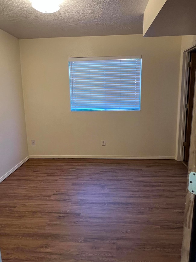 8902 Aztec Rd NE, Albuquerque, NM 87111 - photo 6