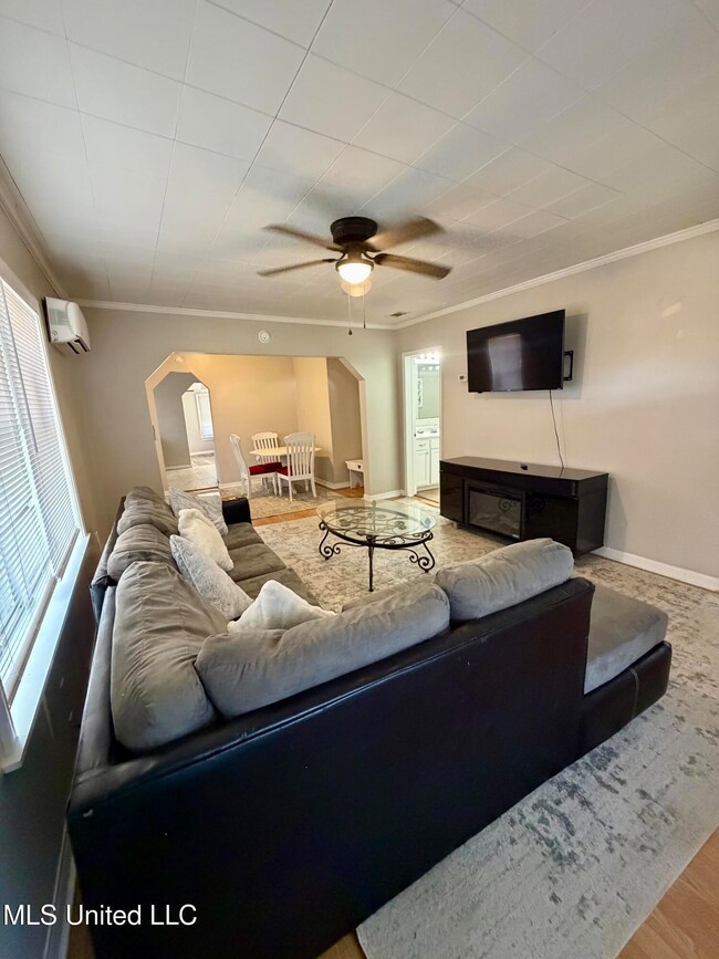 5018 Arthur St, Moss Point, MS 39563 - photo 6