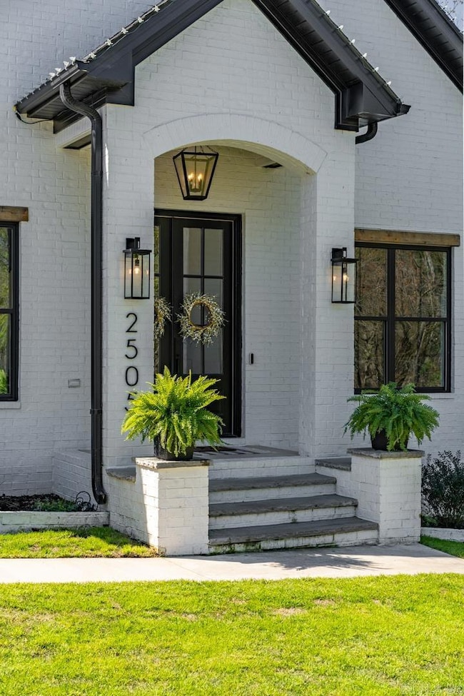 2505 Collins Dr, Conway, AR 72034 - photo 2