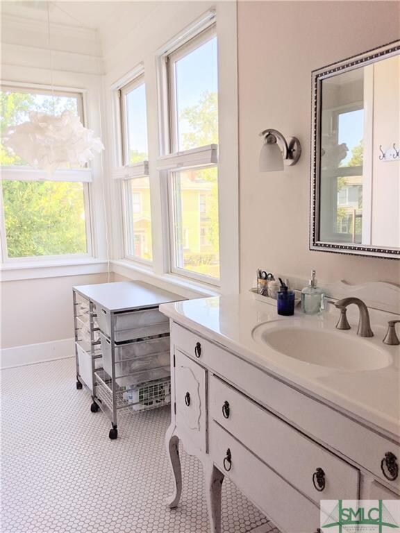 605 Maupas Ave, Savannah, GA 31401 - photo 4