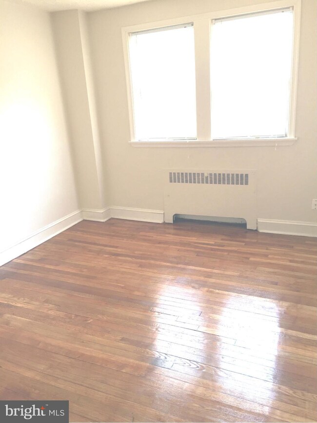 812 Allendale St, Baltimore, MD 21229 - photo 4