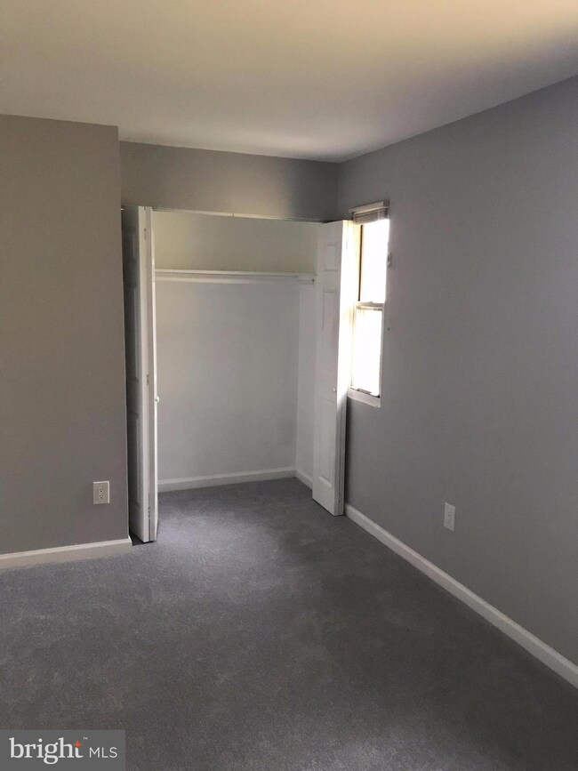 18 Daimler Dr unit 63, Capitol Heights, MD 20743 - photo 6