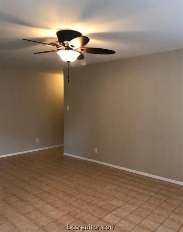 1701 Lawyer St unit B, College Station, TX 77840 - photo 5