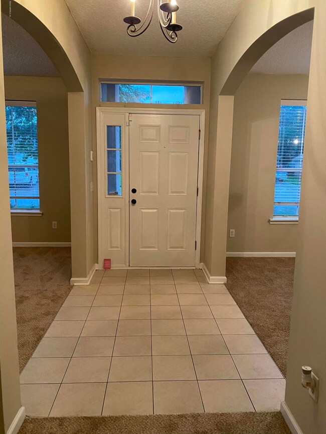 11589 Jerry Adams Dr, Jacksonville, FL 32218 - photo 4