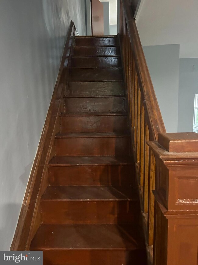 1185 Whitman Ave, Camden, NJ 08104 - photo 6