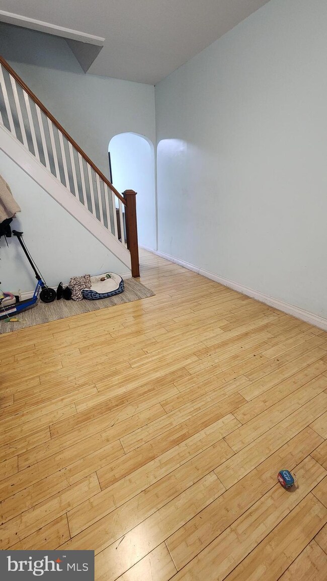 932 Spring St, Reading, PA 19604 - photo 7