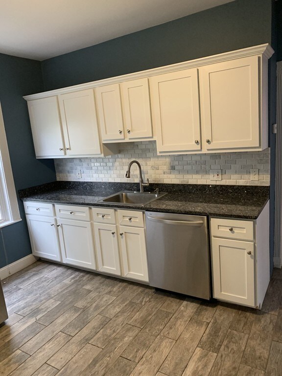 18 N Munroe Terrace unit 1, Dorchester, MA 02122 - photo 2