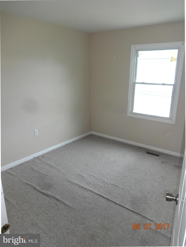 2240 Dawn Ln, Temple Hills, MD 20748 - photo 6