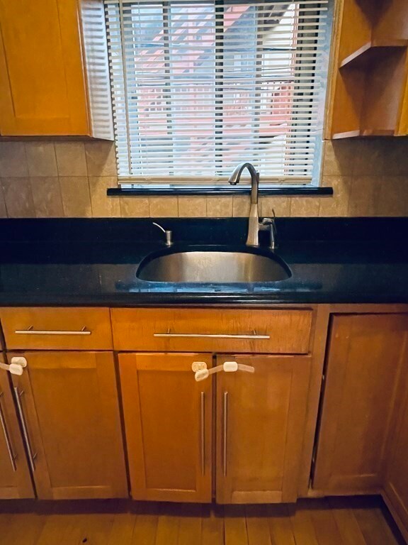 547 Adams St unit 12, Dorchester, MA 02122 - photo 4