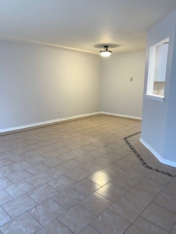 4150 Williamsburg Ct unit 101, Glenview, IL 60025 - photo 5