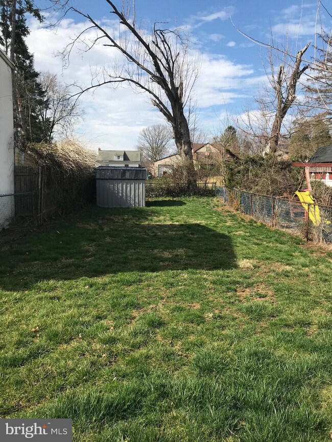 1019 Lawnton Terrace, Glenolden, PA 19036 - photo 4