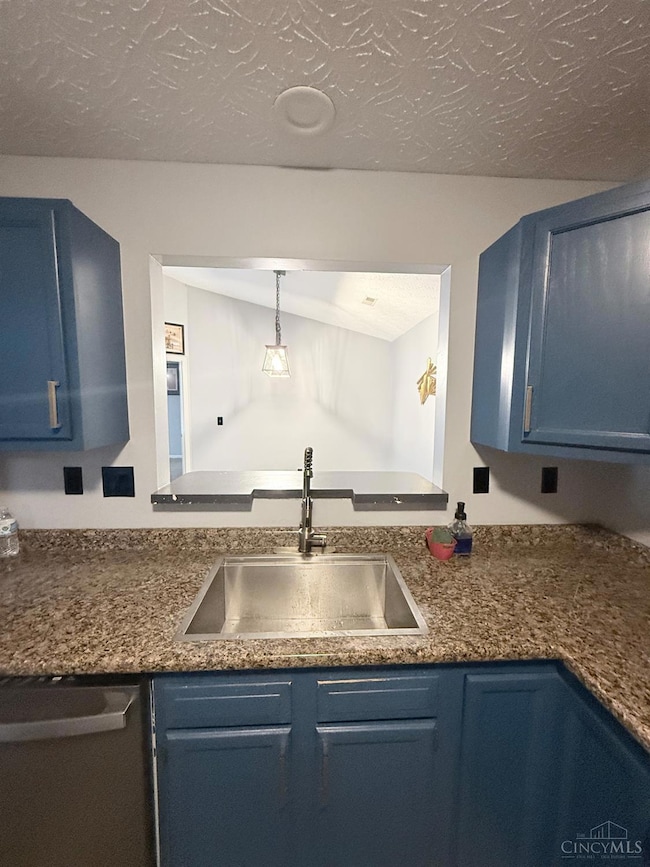 7912 Jessies Way, Hamilton, OH 45011 - photo 2