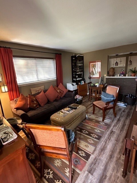 833 Wax Myrtle Ln, Houston, TX 77079 - photo 4