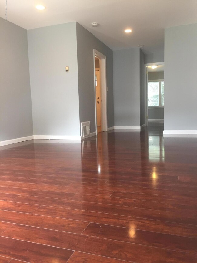 240 Broad St, Matawan, NJ 07747 - photo 4