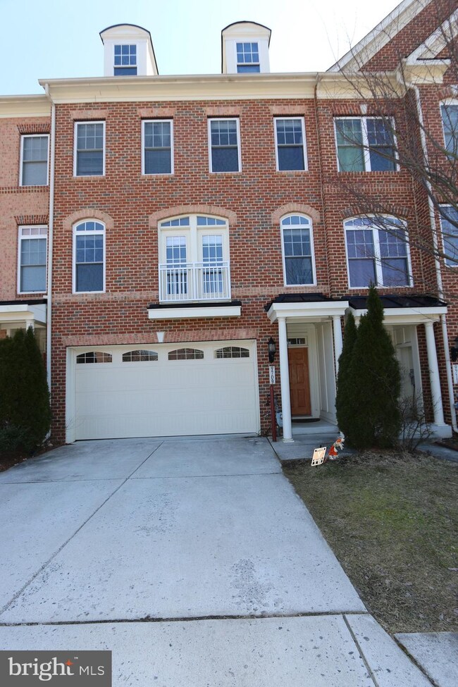 9709 Mossy Bark Ln, Laurel, MD 20723 - photo 2