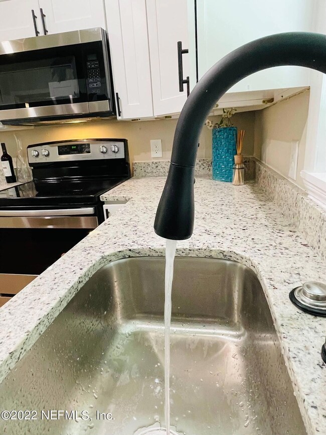 2946 Lopez Rd, Jacksonville, FL 32216 - photo 7