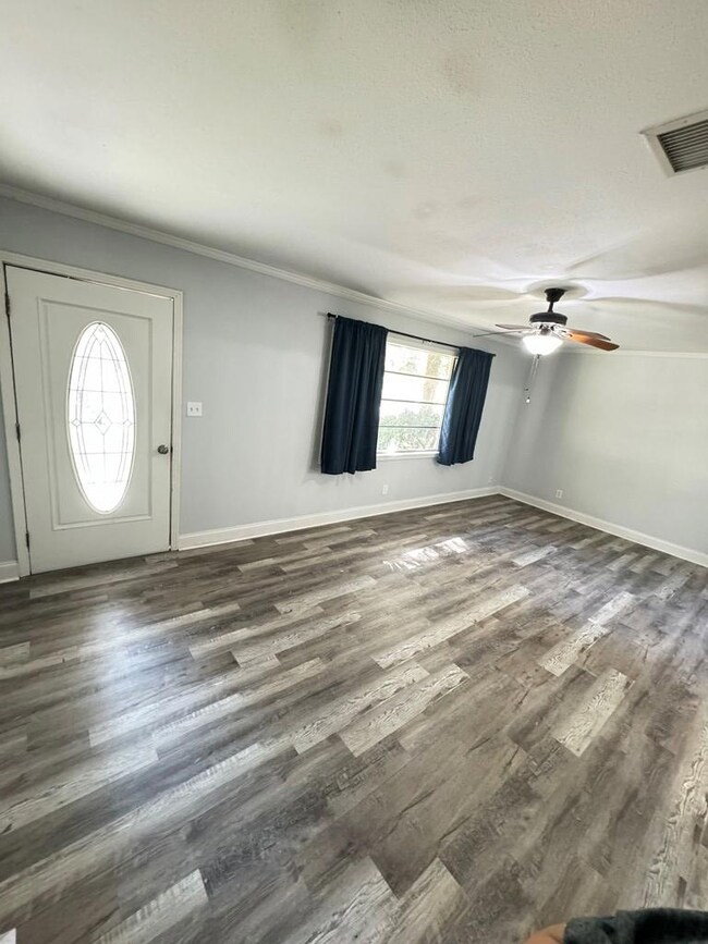 509 Mitchell St, Picayune, MS 39466 - photo 4