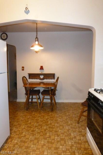 391 Poland Ave, Struthers, OH 44471 - photo 7