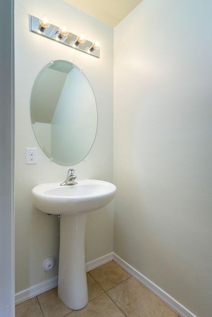 LGI Homes_Snowflake_L_04