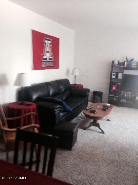 Campus Walk Condominiums unit 233, Tucson, AZ 85719 - photo 2