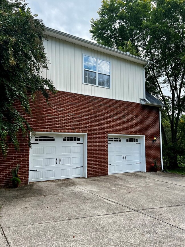 2923 Old Walton Cir, Cookeville, TN 38506 - photo 5