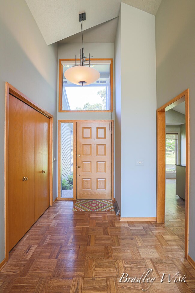 2218 N Thrush Ct SE unit 102, Grand Rapids, MI 49546 - photo 7