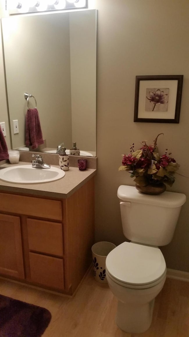 740 Stevenspoint SE unit 25, Byron Center, MI 49315 - photo 6