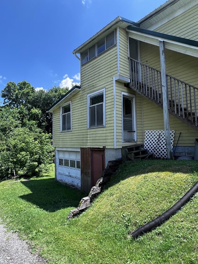 221 S Wood St, Loudonville, OH 44842 - photo 3