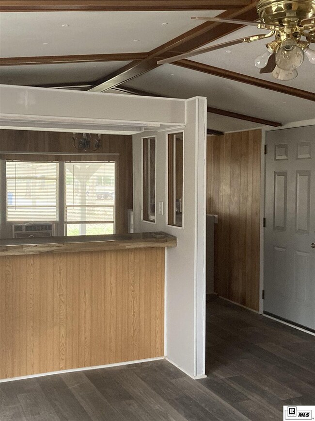 8867 Augusta Ave, Bastrop, LA 71220 - photo 7