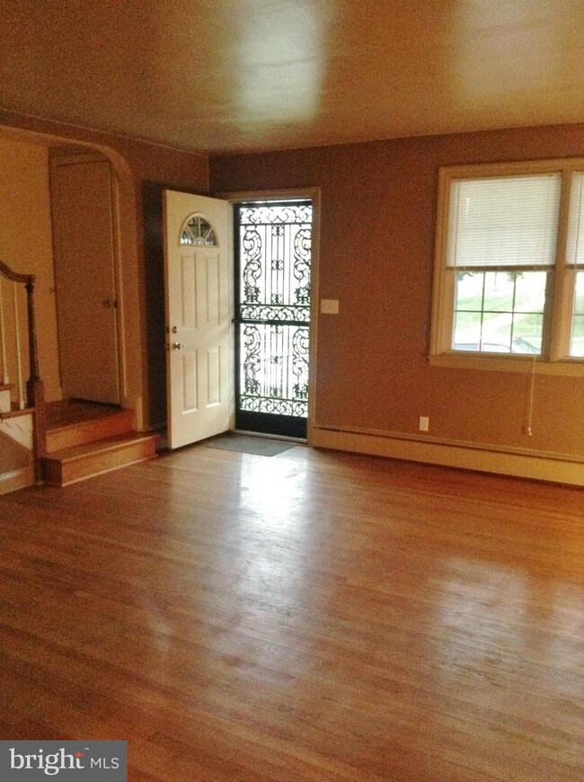 5715 The Alameda, Baltimore, MD 21239 - photo 7