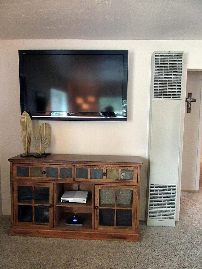 4359 Summers Ln, Klamath Falls, OR 97603 - photo 6