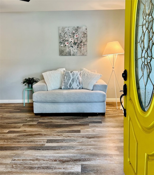 2326 Gardenia Dr, Houston, TX 77018 - photo 3